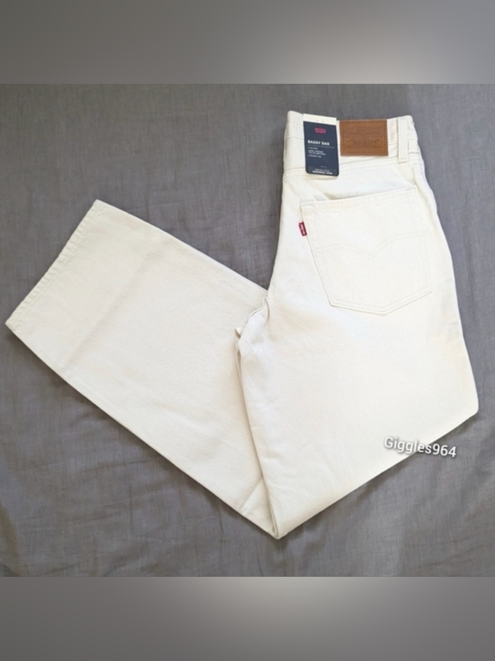 Levi's Baggy Dad Jeans Barely Freezing Off White